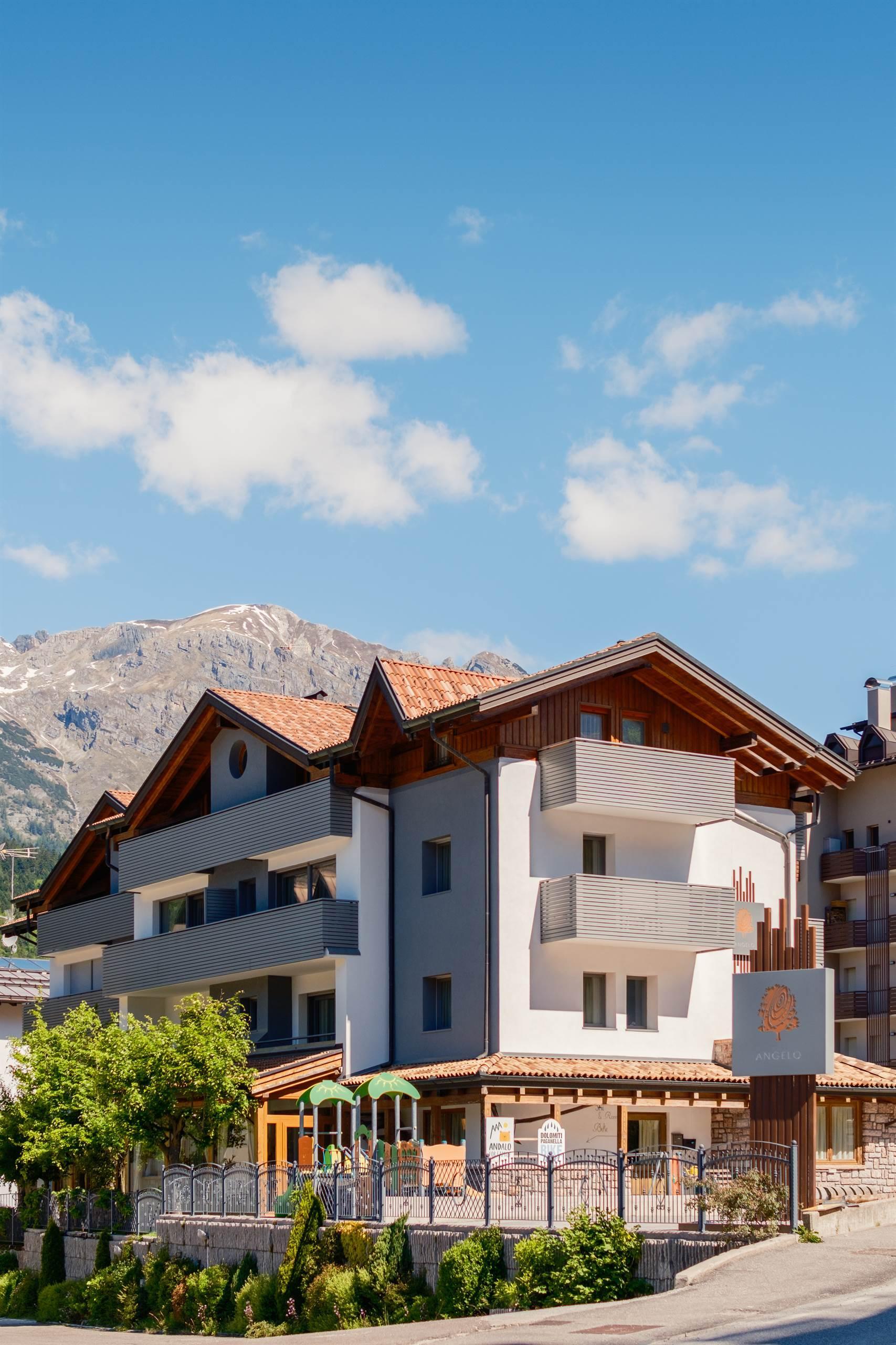 HOTEL ANGELO