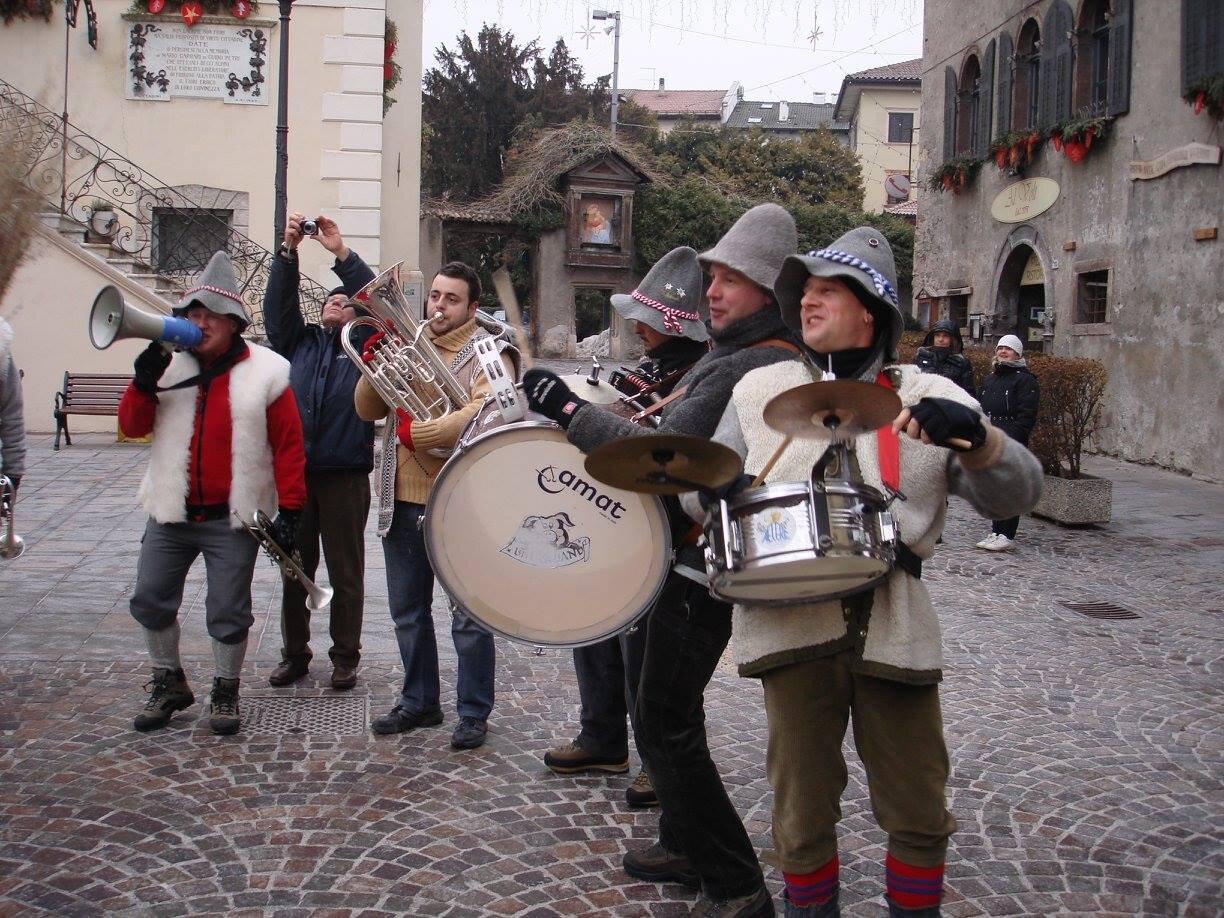 Bifolk Chrstmas Band