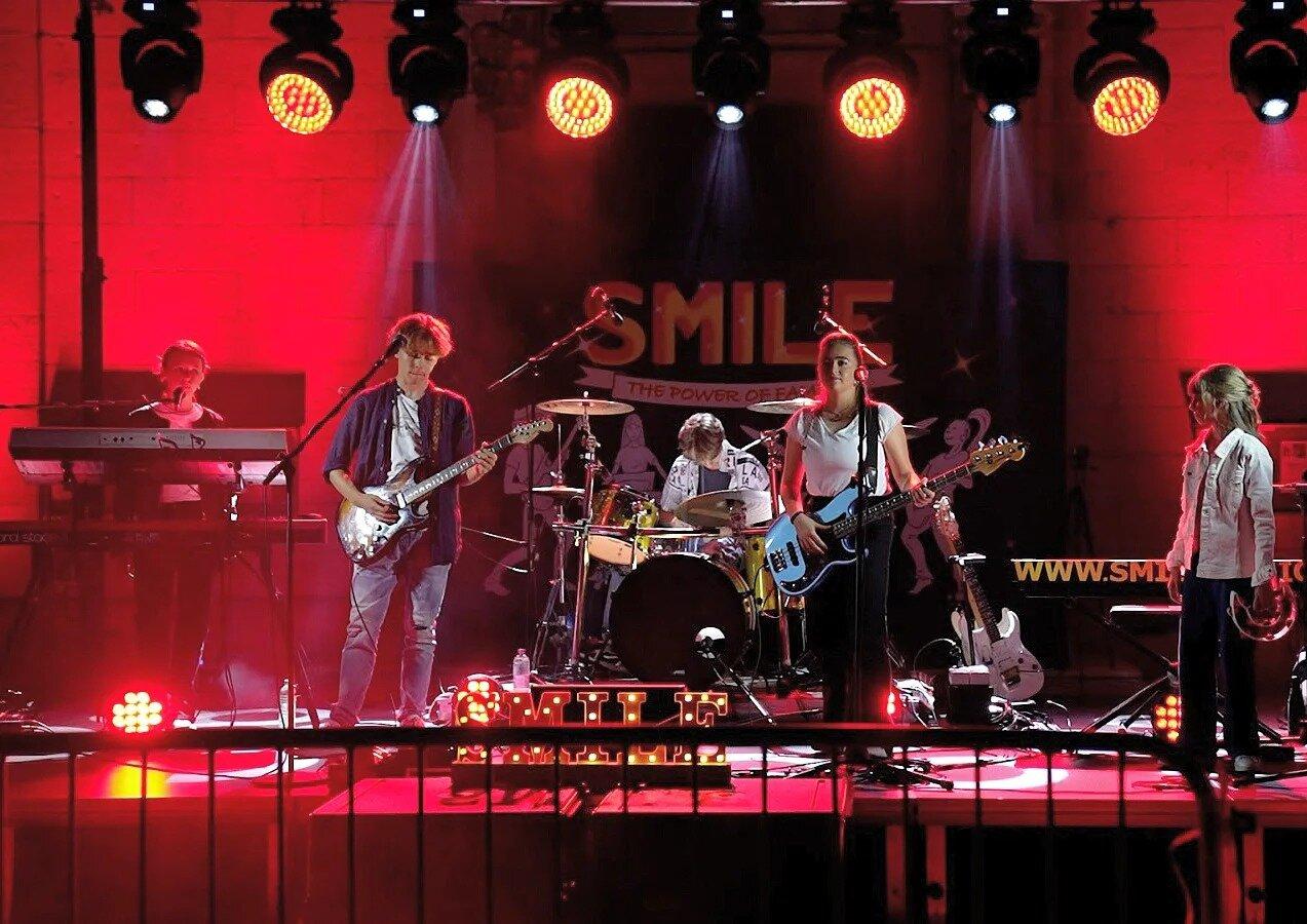 Smile Music Band
