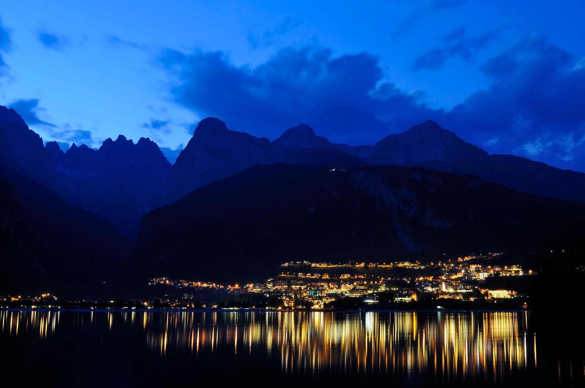 Molveno by night_Ph Paola Nigrelli